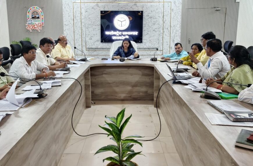 जिला स्वास्थ्य समिति की बैठक में लापरवाही बरतने…