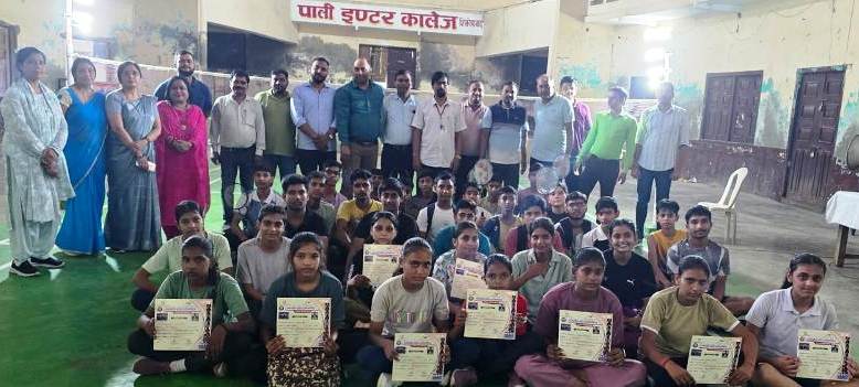 जनपदीय बैडमिंटन एवं टेबल टेनिस प्रतियोगिता संपन्न
