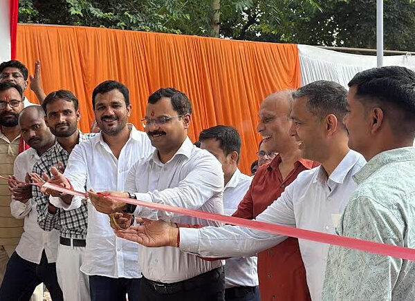 सीडीओ ने किया सामुदायिक केंद्र का उद्घाटन