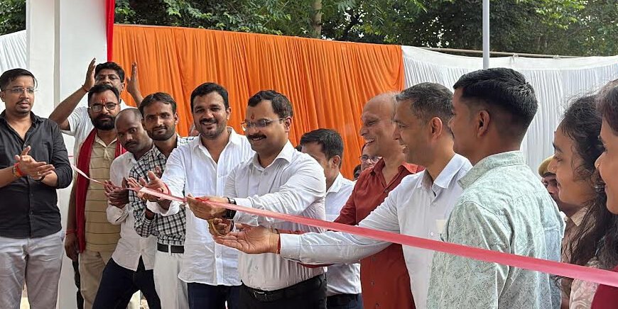 सीडीओ ने किया सामुदायिक केंद्र का उद्घाटन