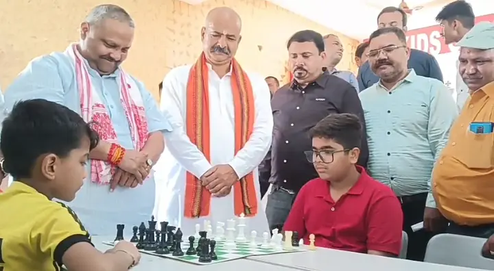 फिरोजाबाद में जिला स्तरीय शतरंज प्रतियोगिता का हुआ भव्य शुभारंभ