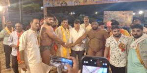 लक्खी मेले में विराट दंगल का रोमांच