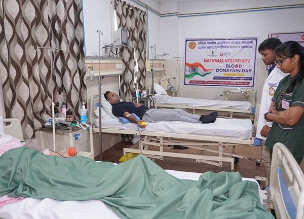 आरेडिका में राष्ट्रीय स्वैच्छिक रक्तदान दिवस पर रक्तदान…