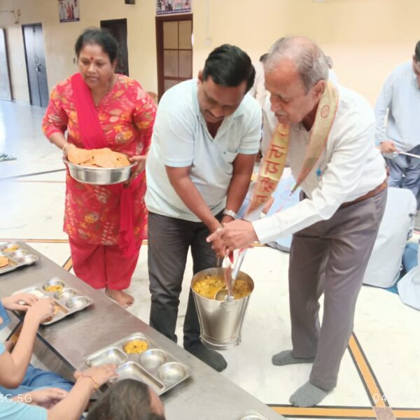 समाजसेवी श्याम बिहारी भार्गव ने ‘अपना घर आश्रम’…