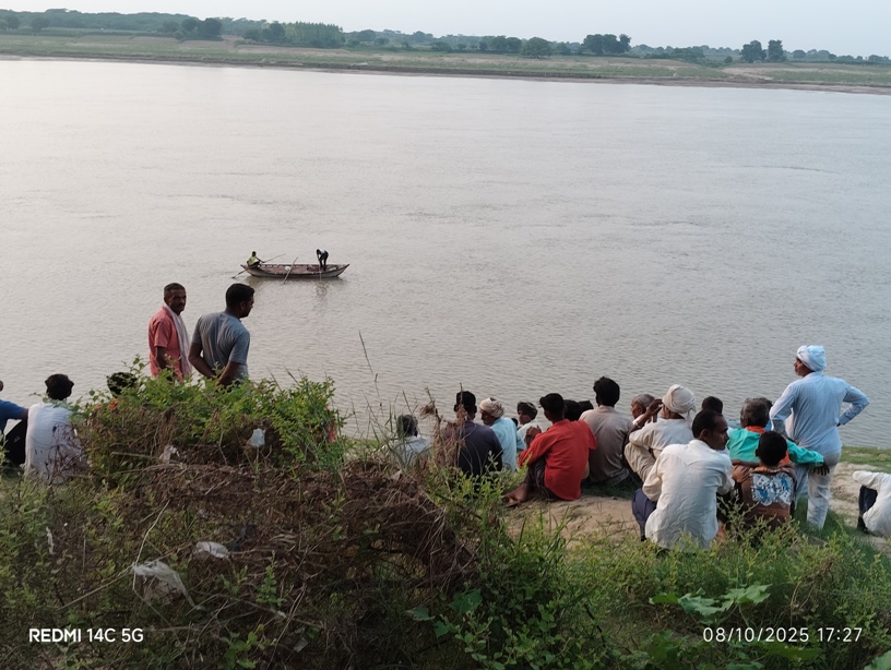विसर्जन के दौरान यमुना नदी में डूबीं दो सगी बहनें