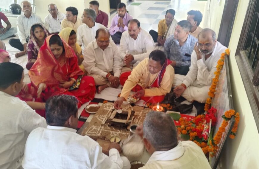 भाजपा कार्यालय पर हुआ दीपावली पूजन