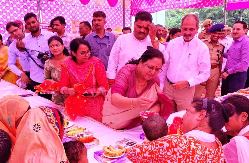 पुलिस लाइन में आयोजित हुआ भव्य कन्या पूजन कार्यक्रम