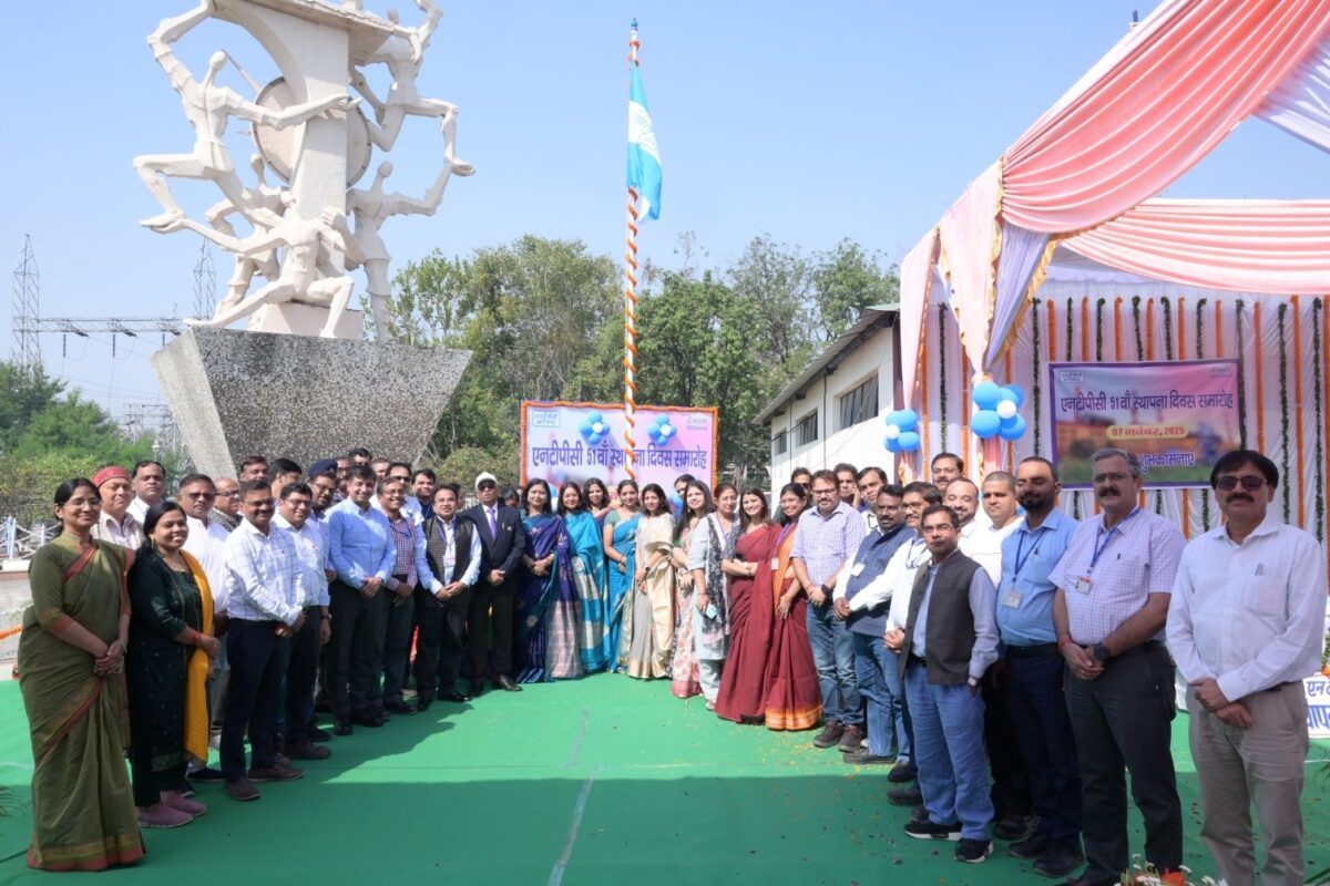 рдПрдирдЯреАрдкреАрд╕реА рдиреЗ рд╕реНрд╡рд░реНрдг рдЬрдпрдВрддреА рдзреВрдордзрд╛рдо рд╕реЗ рдордирд╛рдИ