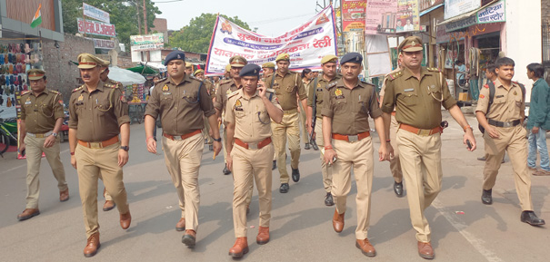 फिरोजाबाद में यातायात माह का हुआ शुभारंभ