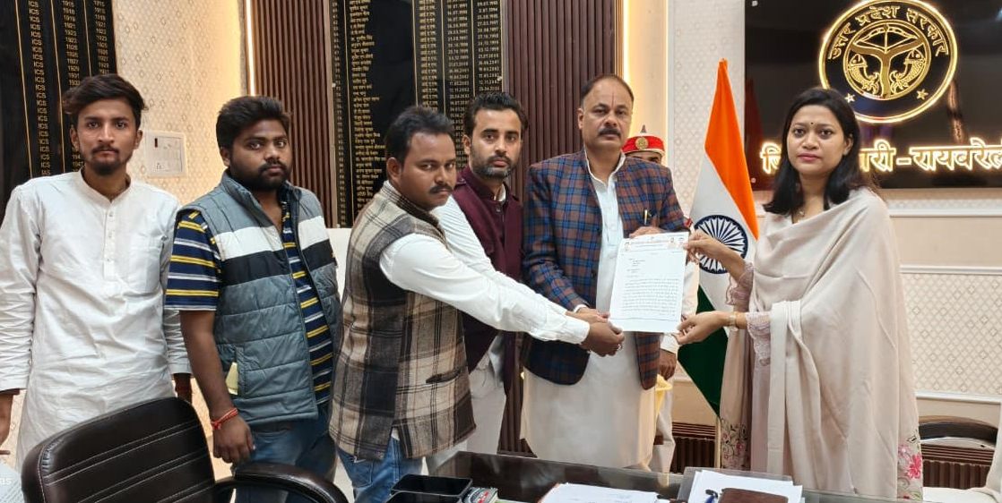 नगर पालिका क्षेत्र में सड़क निर्माण में मानकविहीन सामग्री के प्रयोग का आरोप : डॉ.&hellip;