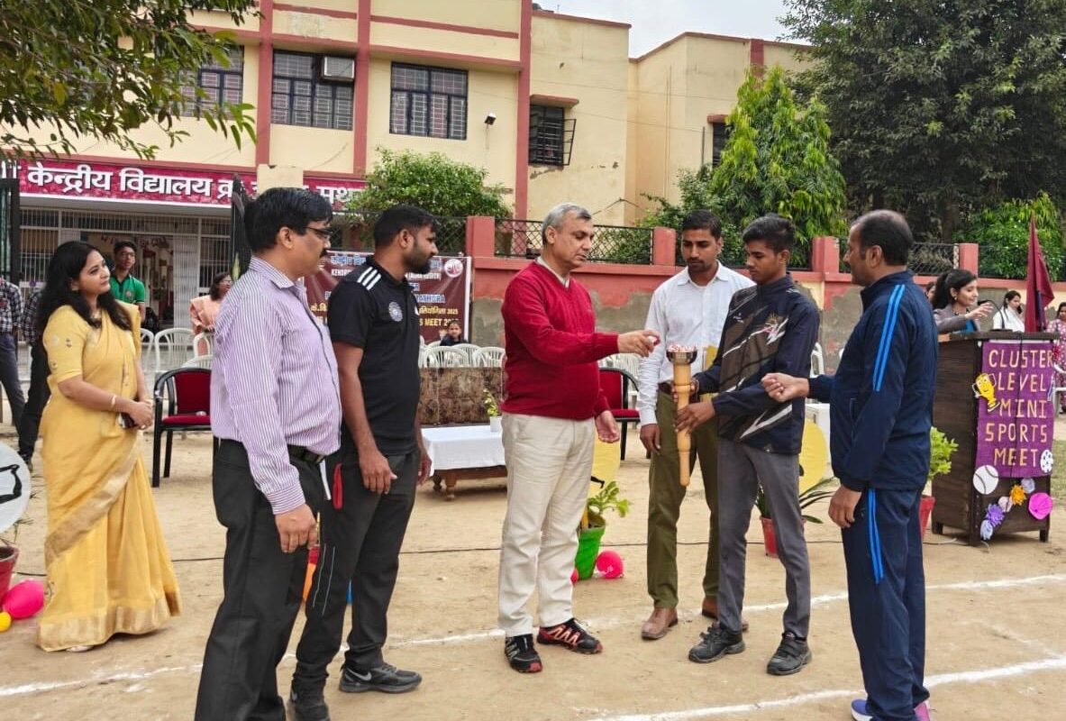 पीएम श्री केंद्रीय विद्यालय में संकुल स्तरीय खेलकूद दिवस समारोह 2025 संपन्न