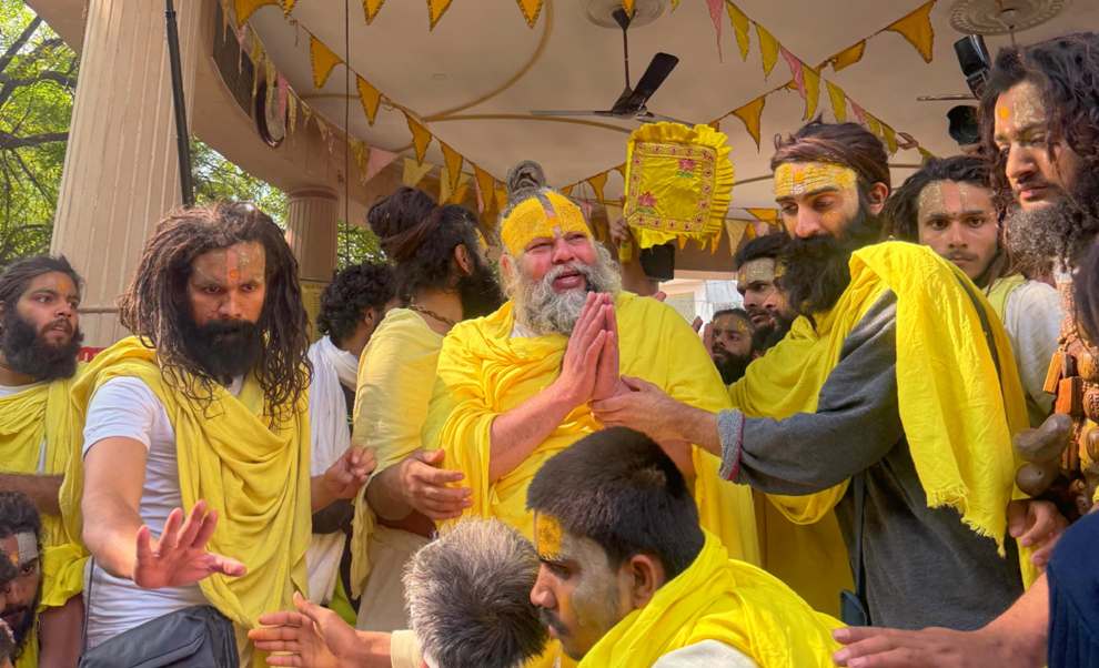 संत प्रेमानंद महाराज ने किए हरिवंश महाप्रभु की जन्मभूमि के दर्शन