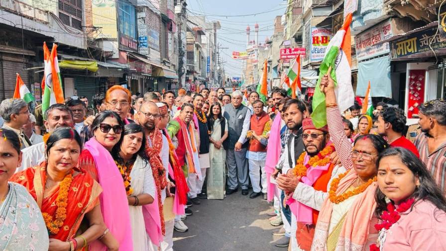 सरदार पटेल की जयंती पर भाजपा ने निकाली पदयात्रा