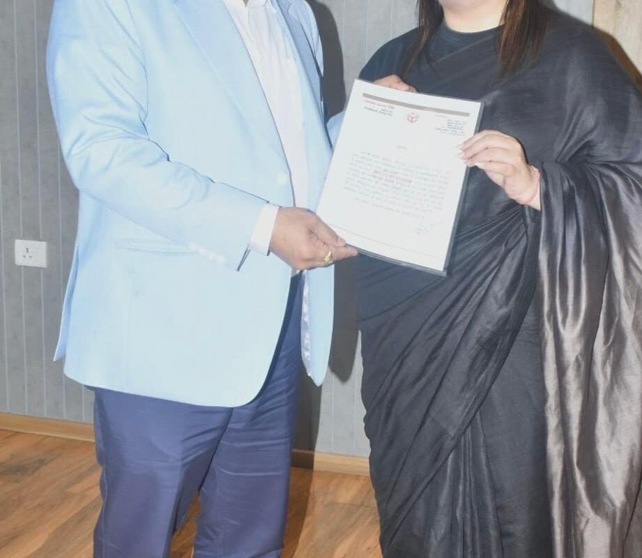 рд▓реАрдЧрд▓ рдХреНрд▓рд┐рдирд┐рдХ рджрд┐рдЦрд╛ рд░рд╣рд╛ рд╣реИ рдорд╣рд┐рд▓рд╛рдУрдВ рдХреЛ рдЕрдзрд┐рдХрд╛рд░реЛрдВ рдХреА рд░рд╛рд╣