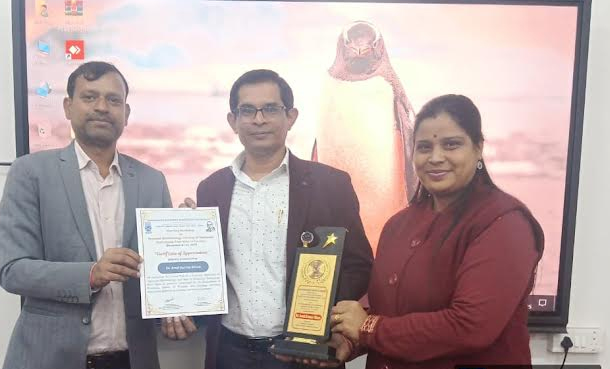 पैरामैट्रिक एवं नॉन पैरामैट्रिक परीक्षण विषय पर दिया गया विशेष व्याख्यान 