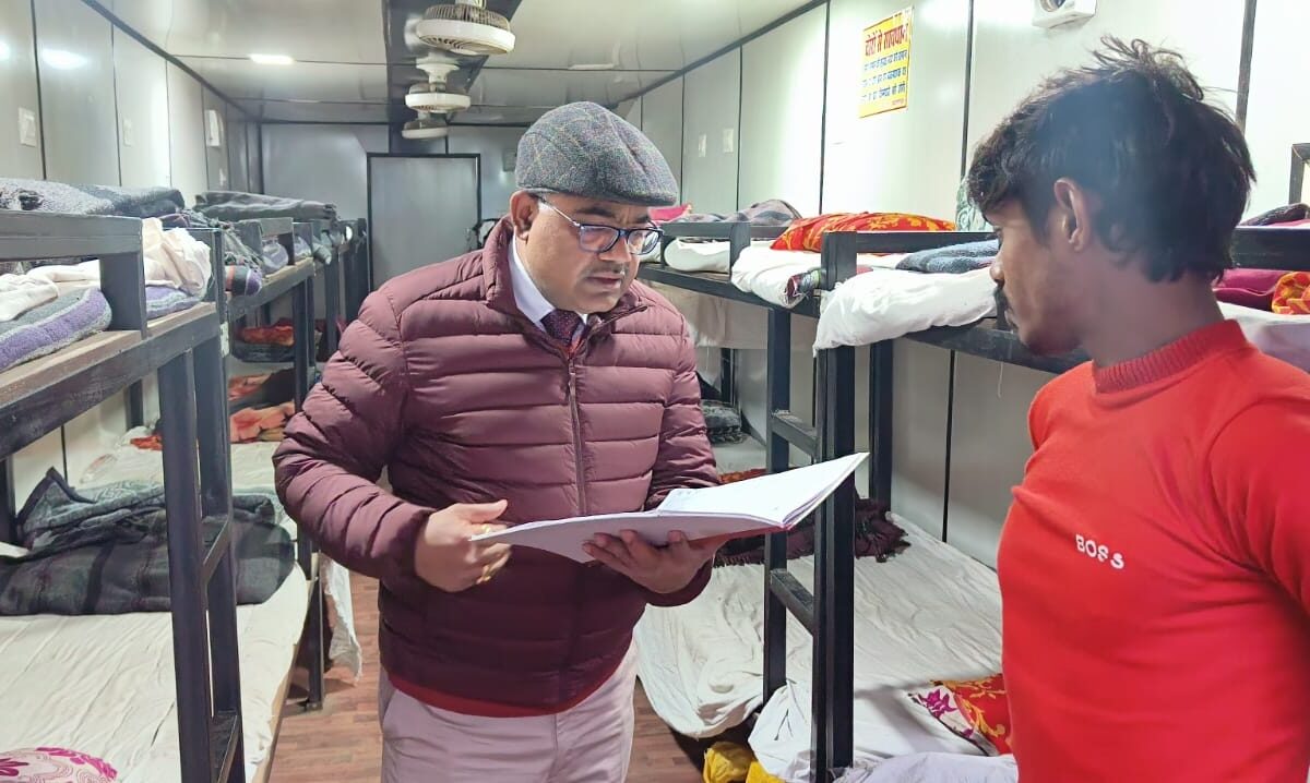 рдШрдВрдЯрд╛рдШрд░ рд░реИрди рдмрд╕реЗрд░реЗ рдореЗрдВ рдорд┐рд▓реАрдВ рдЕрд╡реНрдпрд╡рд╕реНрдерд╛рдпреЗрдВ