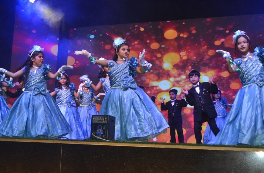 किड्स कॉर्नर स्कूल का वार्षिकोत्सव सम्पन्न