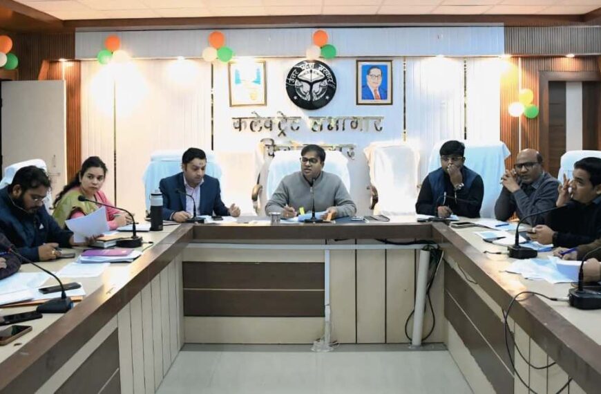 खराब प्रगति पर सुपरवाइजरों और बीएलओ को चार्जशीट