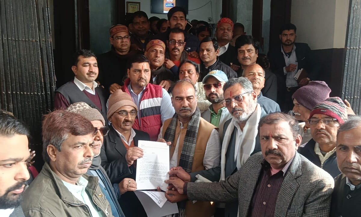 हिन्दुओं की आस्था को बार-बार ठेस पहुंचा रही है योगी व मोदी सरकार : संदीप