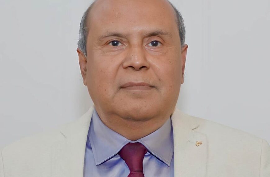 संक्षिप्त परिचय: प्रशांत कुमार मिश्रा महाप्रबंधक, आधुनिक रेल डिब्बा कारखाना, रायबरेली एवं महाप्रबंधक, रेल कोच फैक्ट्री, कपूरथला