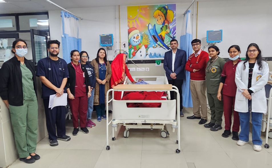 एम्स रायबरेली ने चार महीने की बच्ची को दिया जीवनदान