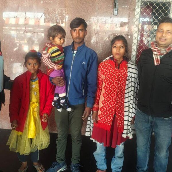 बिछड़े बच्चों को रेलवे स्टाफ की तत्परता से&hellip;