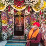भक्तों ने 56 भोग व फूल बंगला के दर्शन कर लिया धर्मलाभ