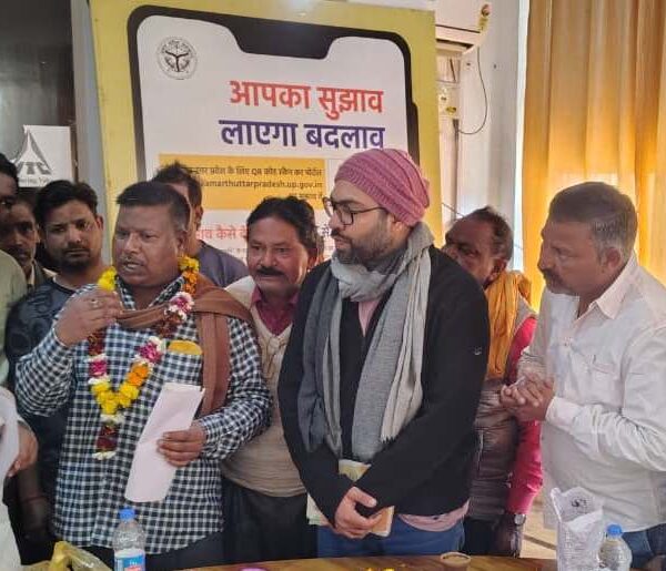 कर्मचारियों ने पालिकाध्यक्ष का किया स्वागत, समय पर&hellip;