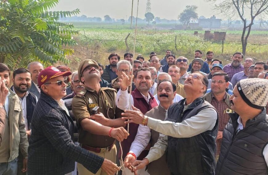 सिकंदरा व्यापार समिति कार्यालय पर धूमधाम से मनाया गया 77वां गणतंत्र दिवस