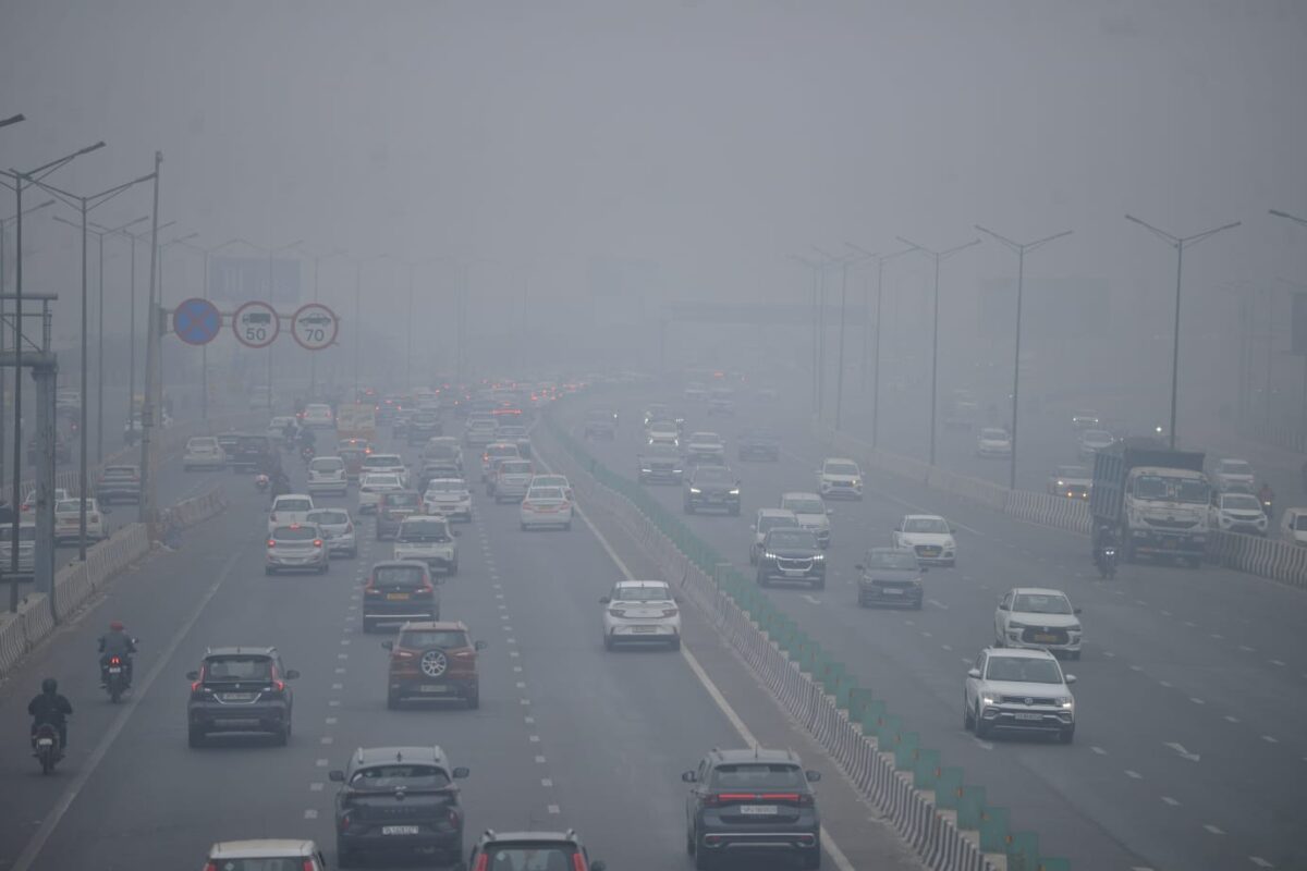 कोहरे में जानलेवा सफर: हर साल 30 हजार से अधिक सड़क हादसे