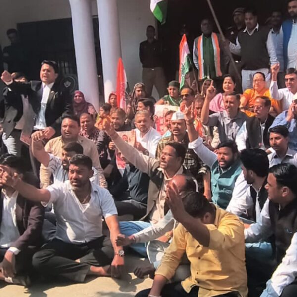 स्वामी अविमुक्तेश्वरानंद एवं उनके शिष्यों पर एफआईआर के…