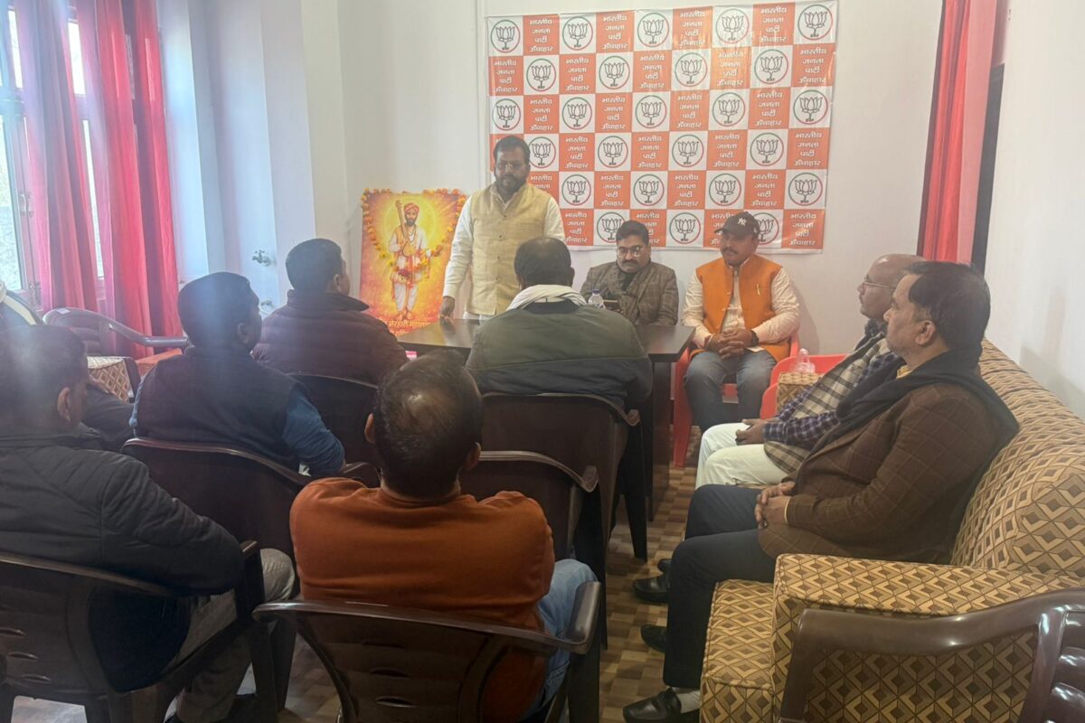 рдмрд┐рдЯреНрдард▓ рднрдЧрд╡рд╛рди рдХреА рдкреНрд░реЗрд░рдгрд╛ рд╕реНрд╡рд░реНрдгрдХрд╛рд░ рд╕рдорд╛рдЬ рдХреЗ рд▓рд┐рдП рдкреНрд░реЗрд░рдгрд╛рджрд╛рдпреА