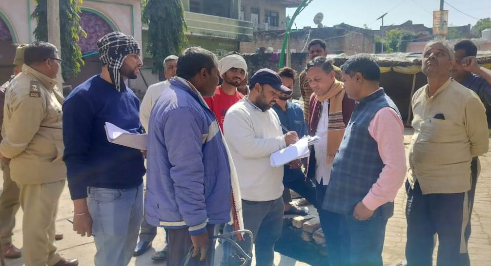 6.5 लाख के बकाए पर 55 घरों की बिजली काटी गई, मीटर किए गए जब्त