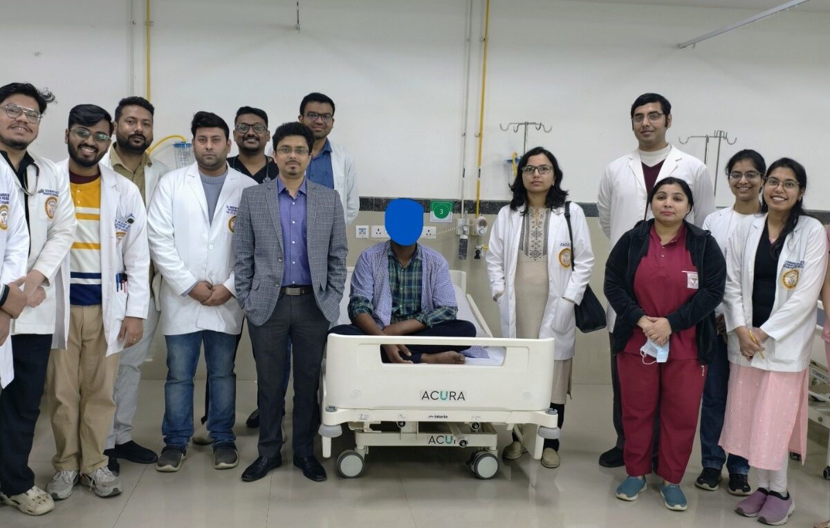 एम्स रायबरेली में बिना किसी बाहरी निशान के पूरी तरह हटाया गया ट्यूमर