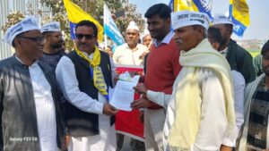 आम आदमी पार्टी का चंदौली में प्रदर्शन, राष्ट्रपति&hellip;