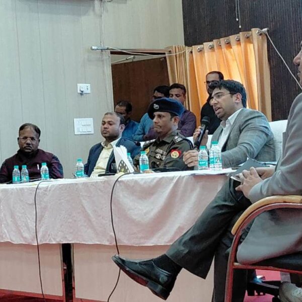 यूपी बोर्ड परीक्षा–2026 की तैयारियों को लेकर समीक्षा…