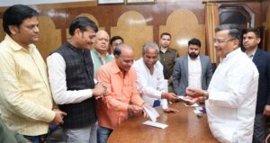 भगवान महावीर स्वामी की रथ शोभायात्रा का शुभारंभ&hellip;