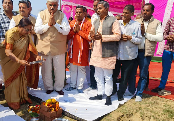 कैबिनेट मंत्री ने बालगृह के निर्माण कार्य का…