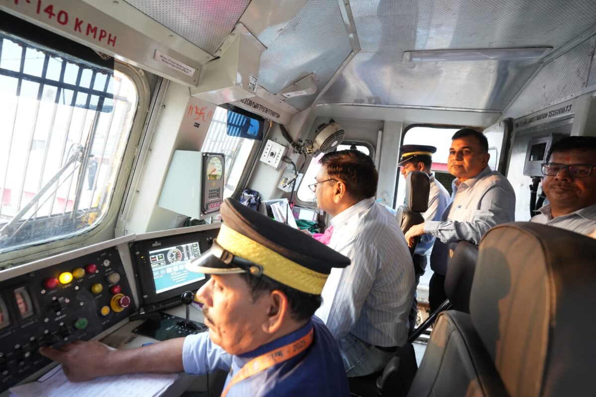 प्रयागराज–कानपुर सेक्शन में ‘कवच’ प्रणाली लागू