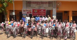 छात्राओं के सपनों को मिले पंख, साइकिल वितरण&hellip;