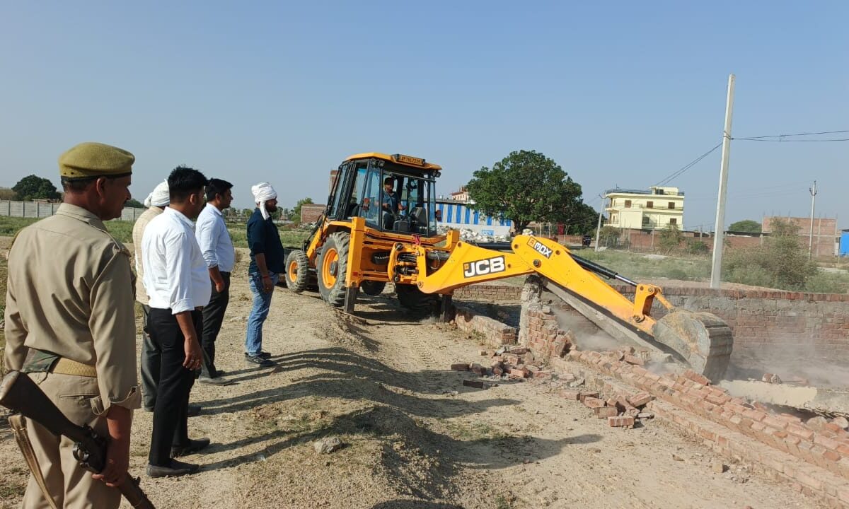 KANPUR : चारागाह भूमि कराई कब्जामुक्त