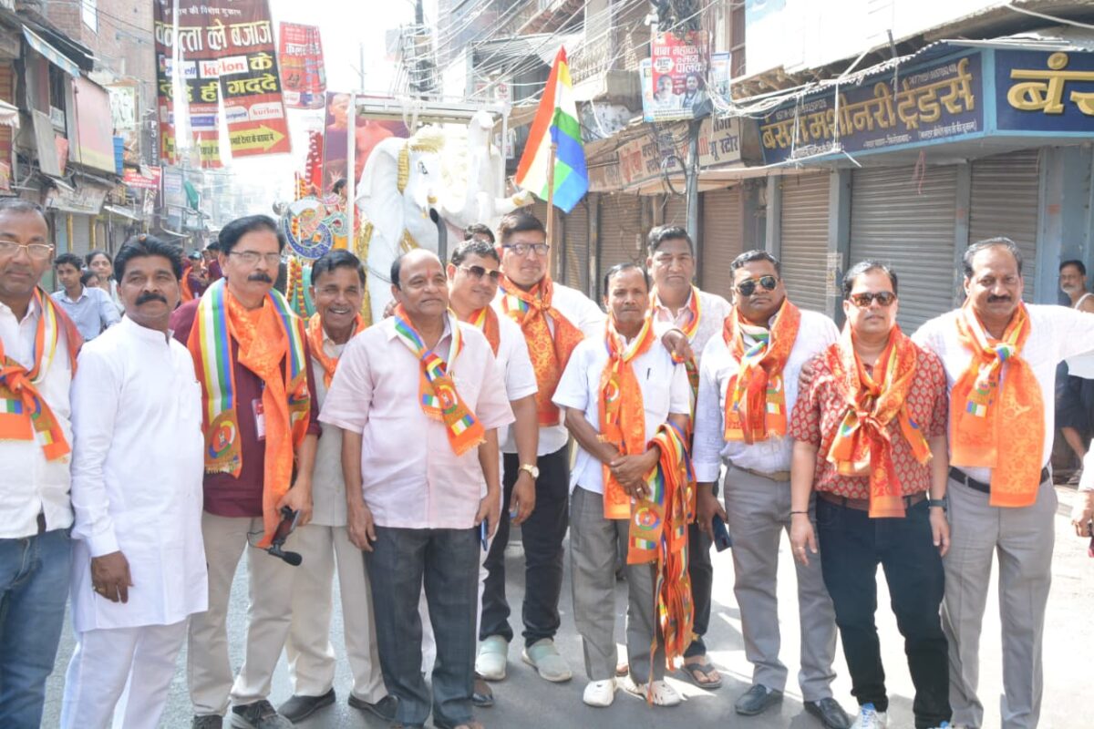 भगवान नेमिनाथ की भव्य बारात निकली, पशुओं की करुण पुकार सुन हुआ वैराग्य