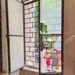 स्मार्ट मीटर के विरोध में महिलाओं का प्रदर्शन, बिजलीघर में तोड़फोड़