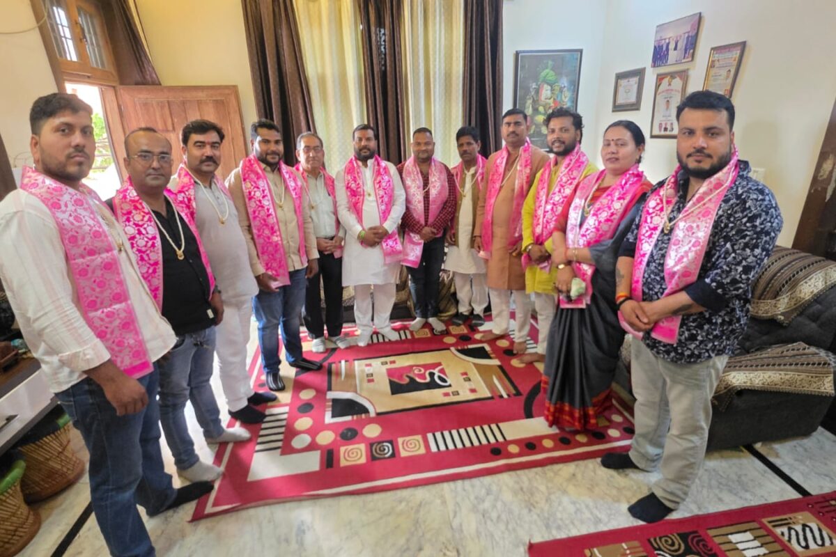 भाजपा संगठन के पदाधिकारियों, नामित पार्षदों का हुआ सम्मान