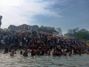 चैत्र पूर्णिमा और हनुमान जयंती पर गंगा घाटों&hellip;