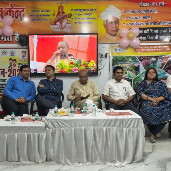 बच्चों ने स्कूल चलो रैली निकालकर अभिभावकों को&hellip;