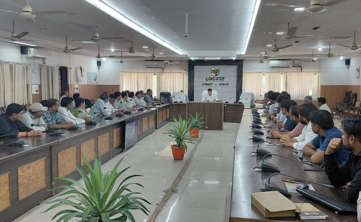 गैस सिलेंडर आपूर्ति पर डीएम सख्त, एजेंसियों को दिए निर्देश