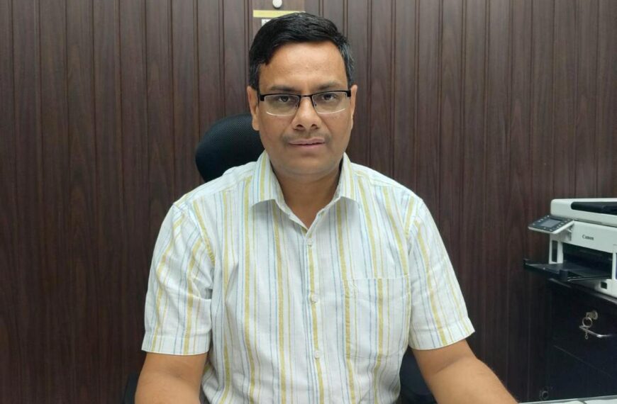 अपर मंडल रेल प्रबंधक, आगरा के रूप में गिरीश कुमार गुप्ता ने संभाला पदभार