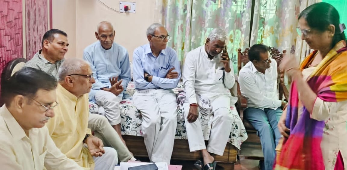 सेवानिवृत्त कर्मचारियों की समस्याओं का समाधान शीघ्र होगा: सुरेंद्र मोघा