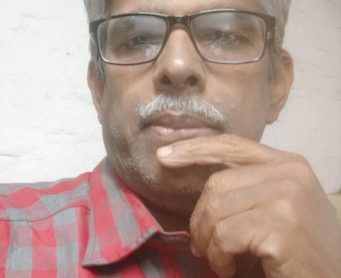 “तीन पुरानी कमीजें”